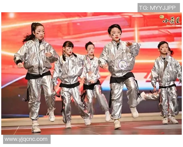 赛后分析：北京街舞队与重庆街舞队的战术对决与精彩瞬间回顾