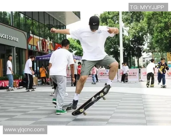 武汉飞盘队在滑板精英赛中的战术表现分析与点评